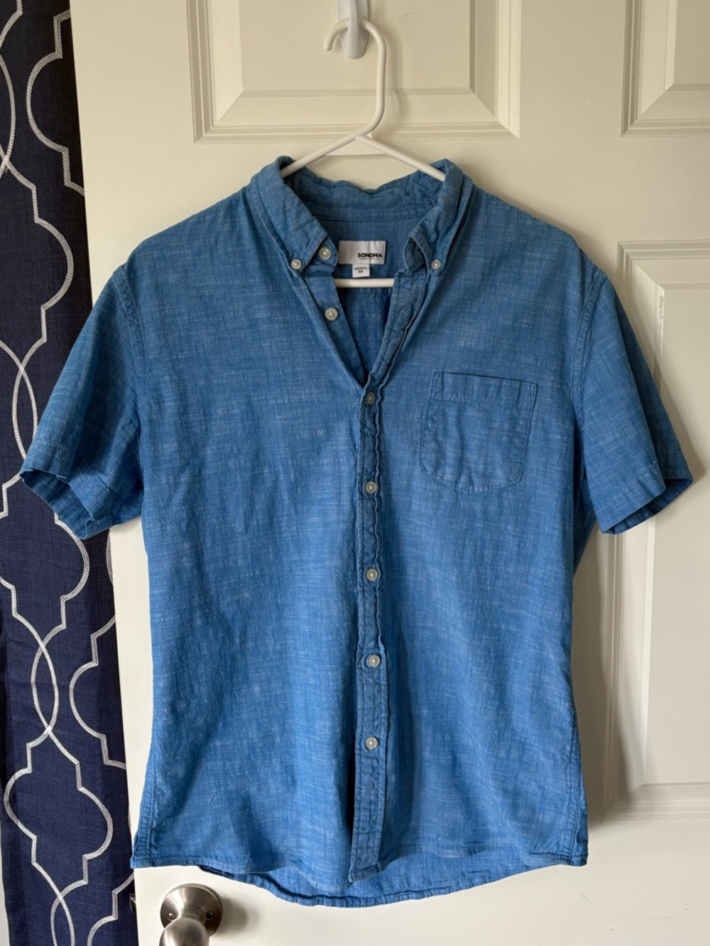 Sonoma Men's Short-Sleeve Button-Down Shirt in Blue